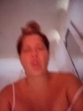 Snapshot of natally_ross21 chatting on November 11, 2025, 10:48 am natally ross21 online show from November 11, 2025, 10:48 am