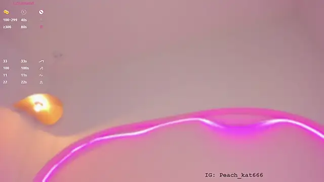 Snapshot of katiepeach_ chatting on January 13, 2025, 12:45 pm katiepeach online show from January 13, 2025, 12:45 pm
