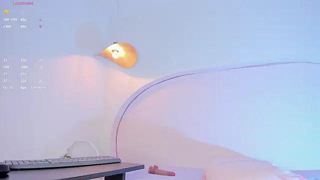 Snapshot of katiepeach_ chatting on March 3, 2025, 4:14 pm katiepeach online show from March 3, 2025, 4:14 pm