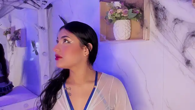 sabrinahimss online show from October 17, 2025, 1:53 am