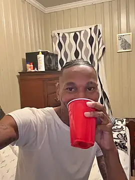 KingDerRico online show from April 14, 2026, 11:11 pm