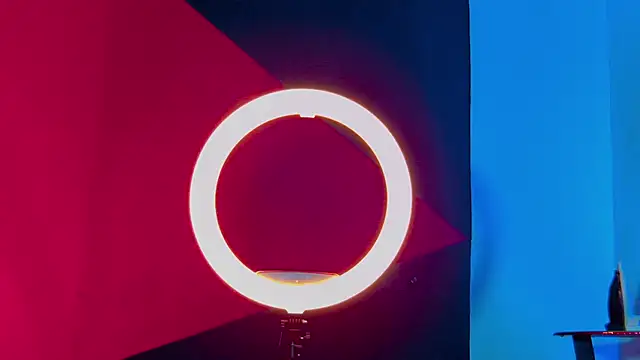 Snapshot of RickG_Oficial chatting on December 19, 2024, 11:14 pm RickG Oficial online show from December 19, 2024, 11:14 pm