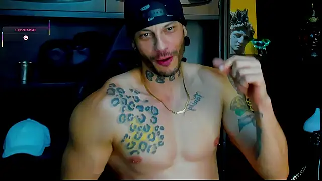 Snapshot of RickG_Oficial chatting on September 26, 2025, 12:14 am RickG Oficial online show from September 26, 2025, 12:14 am