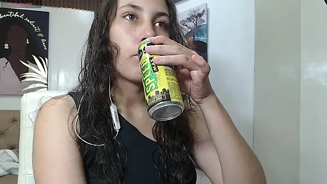 Snapshot of xlunna chatting on October 30, 2025, 7:25 pm xlunna online show from October 30, 2025, 7:25 pm