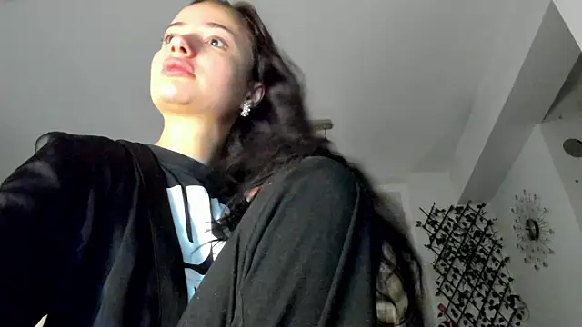 Snapshot of IreneVON chatting on January 17, 2025, 4:49 am IreneVON online show from January 17, 2025, 4:49 am