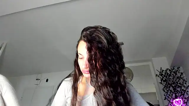 Snapshot of IreneVON chatting on March 13, 2025, 3:06 pm IreneVON online show from March 13, 2025, 3:06 pm