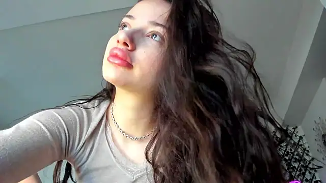 Snapshot of IreneVON chatting on March 15, 2025, 5:41 am IreneVON online show from March 15, 2025, 5:41 am