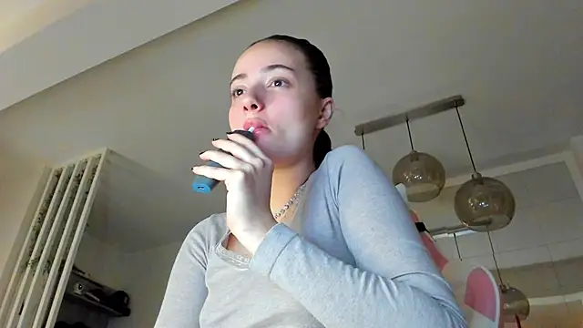 IreneVON online show from January 13, 2026, 3:45 am