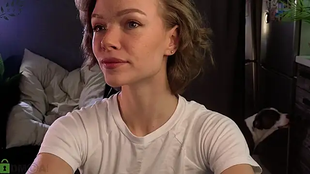 Snapshot of Eva_Natsumi chatting on October 26, 2025, 5:41 pm Eva Natsumi online show from October 26, 2025, 5:41 pm