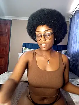 Snapshot of Queen-Chocolate chatting on January 25, 2025, 4:45 am Queen-Chocolate online show from January 25, 2025, 4:45 am