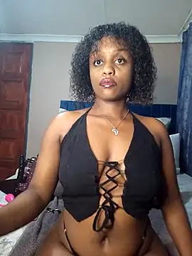 Snapshot of Queen-Chocolate chatting on March 9, 2025, 9:14 pm Queen-Chocolate online show from March 9, 2025, 9:14 pm