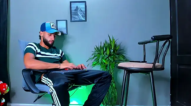 Damian 022 online show from March 11, 2025, 12:00 am