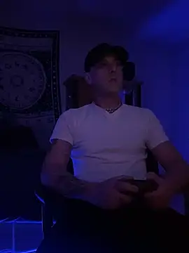 Snapshot of thatdude9_9_9 chatting on January 21, 2025, 5:05 am thatdude9 9 9 online show from January 21, 2025, 5:05 am