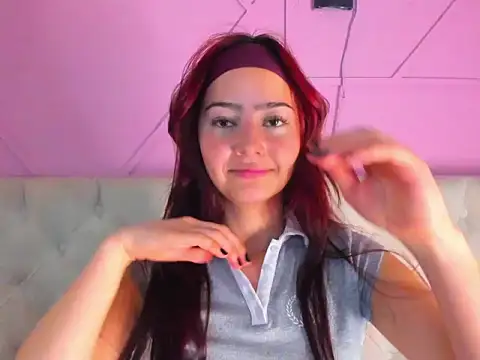 Alejita699 online show from April 3, 2026, 7:12 pm