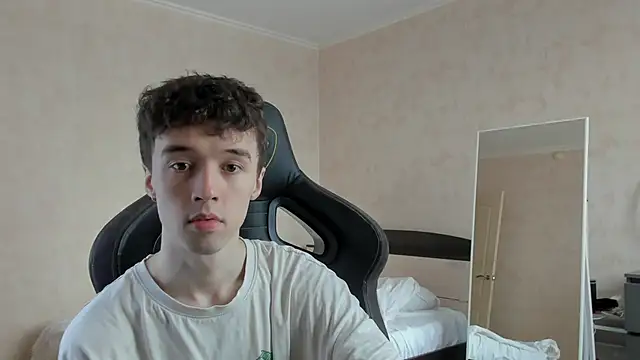 MasonWarholl online show from February 12, 2026, 11:38 am