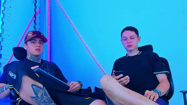 HOT boy2025 online show from October 9, 2025, 12:30 am