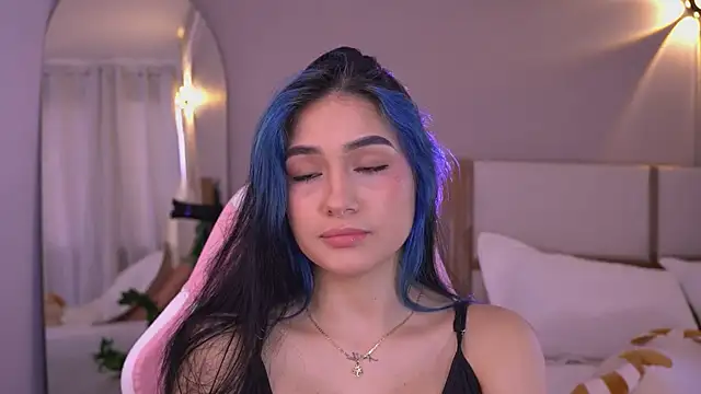 AnnyHizzle online show from June 11, 2026, 9:57 pm