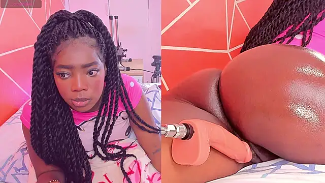 zoeethompson cm online show from March 12, 2025, 11:20 am