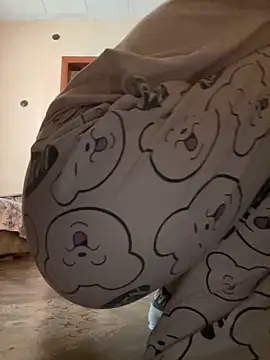 Snapshot of Romsticks chatting on September 20, 2025, 5:19 am Romsticks online show from September 20, 2025, 5:19 am