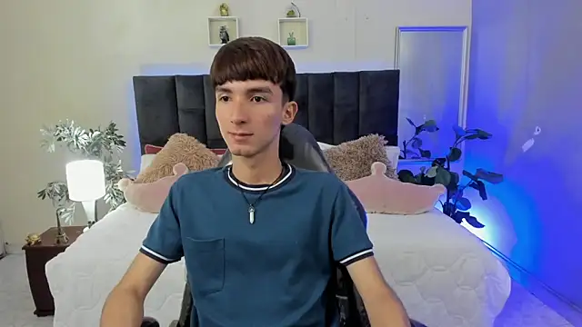 Snapshot of Jake_evans chatting on May 15, 2026, 2:02 pm Jake evans online show from May 15, 2026, 2:02 pm