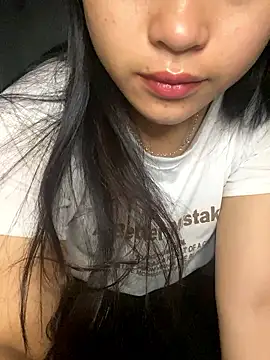 T tina92 online show from January 8, 2026, 11:18 pm