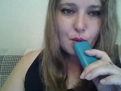 ParisMimi online show from September 24, 2025, 7:12 am