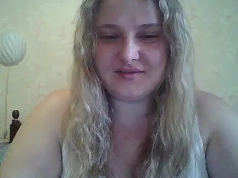 ParisMimi online show from March 28, 2026, 9:31 am