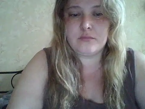 ParisMimi online show from May 20, 2026, 7:36 am
