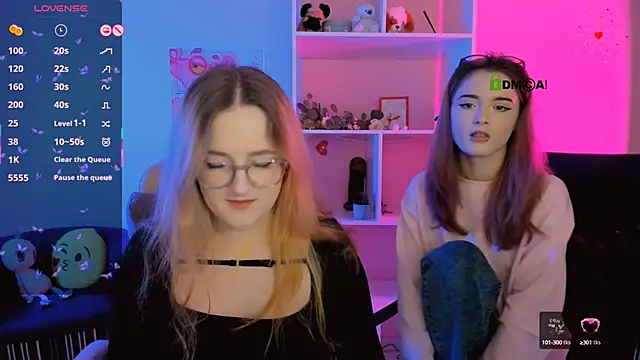 Snapshot of liana_kisses chatting on September 27, 2025, 7:30 pm liana kisses online show from September 27, 2025, 7:30 pm