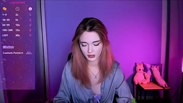 Snapshot of liana_kisses chatting on October 17, 2025, 8:00 pm liana kisses online show from October 17, 2025, 8:00 pm