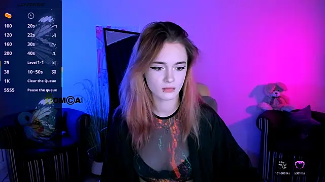 Snapshot of liana_kisses chatting on October 18, 2025, 7:03 pm liana kisses online show from October 18, 2025, 7:03 pm