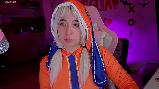 Snapshot of FernandaOrtegaaa chatting on February 18, 2026, 12:17 am FernandaOrtegaaa online show from February 18, 2026, 12:17 am