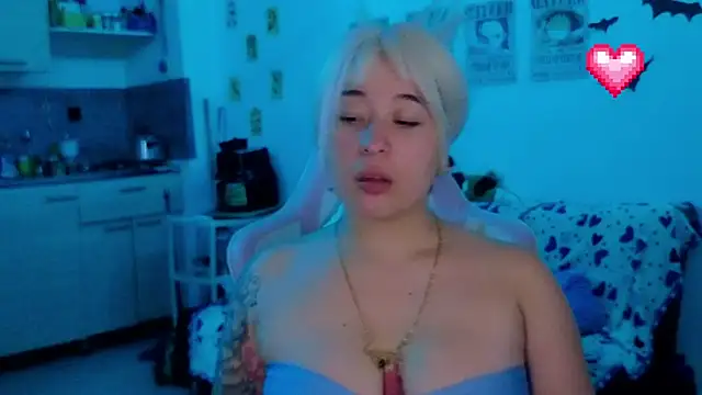 Snapshot of FernandaOrtegaaa chatting on March 26, 2026, 12:17 am FernandaOrtegaaa online show from March 26, 2026, 12:17 am