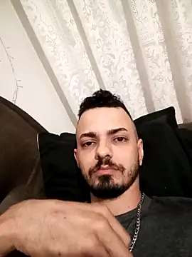 047joaosc online show from December 11, 2024, 1:26 am