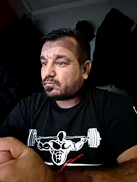 Snapshot of Futacisu chatting on November 3, 2025, 8:10 pm Futacisu online show from November 3, 2025, 8:10 pm