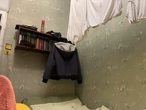 Snapshot of Ariel_Ari chatting on January 10, 2025, 1:52 pm Ariel Ari online show from January 10, 2025, 1:52 pm