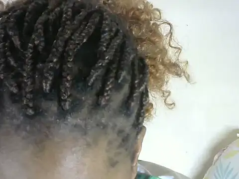 Pretty-emmie online show from October 13, 2025, 9:37 pm