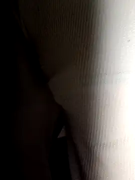 Snapshot of Bigloggz chatting on February 12, 2026, 7:58 am Bigloggz online show from February 12, 2026, 7:58 am