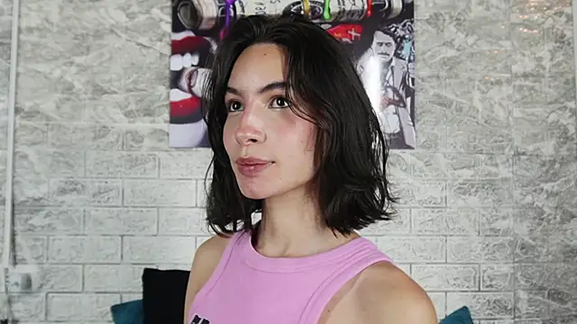 Snapshot of Sami_ross chatting on February 3, 2025, 5:51 am Sami ross online show from February 3, 2025, 5:51 am