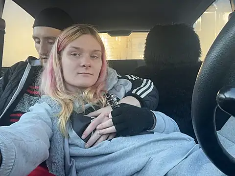 Snapshot of emma_neko chatting on January 13, 2025, 1:39 pm emma neko online show from January 13, 2025, 1:39 pm