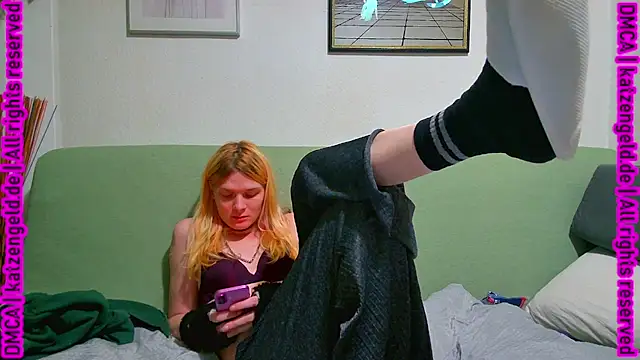 Snapshot of emma_neko chatting on February 27, 2025, 12:43 am emma neko online show from February 27, 2025, 12:43 am