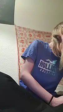 Snapshot of emma_neko chatting on March 2, 2026, 1:30 am emma neko online show from March 2, 2026, 1:30 am