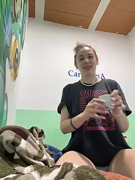 Snapshot of Littlelolo60 chatting on December 16, 2024, 2:16 pm Littlelolo60 online show from December 16, 2024, 2:16 pm