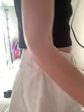 Snapshot of Littlelolo60 chatting on February 22, 2025, 1:57 pm Littlelolo60 online show from February 22, 2025, 1:57 pm