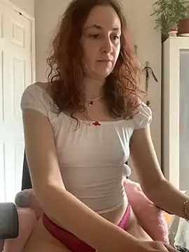 Snapshot of Littlelolo60 chatting on March 7, 2025, 10:56 am Littlelolo60 online show from March 7, 2025, 10:56 am