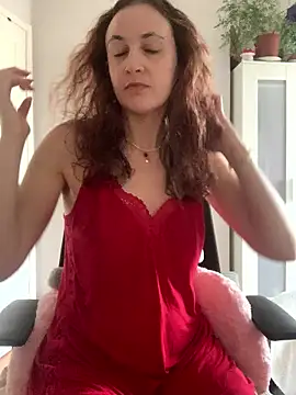 Snapshot of Littlelolo60 chatting on March 10, 2025, 9:10 am Littlelolo60 online show from March 10, 2025, 9:10 am