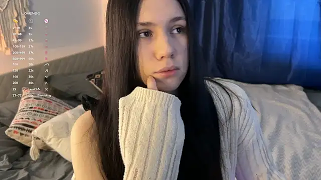 jennetdoll online show from December 8, 2024, 10:52 am