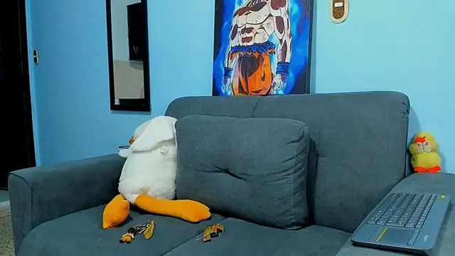 Snapshot of ETHAN_ROX chatting on December 21, 2024, 6:12 pm ETHAN ROX online show from December 21, 2024, 6:12 pm