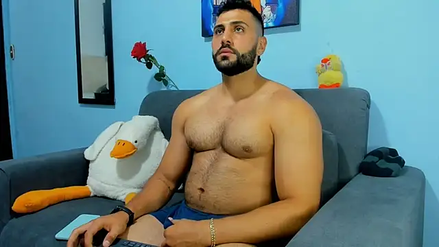 Snapshot of ETHAN_ROX chatting on February 11, 2025, 10:39 pm ETHAN ROX online show from February 11, 2025, 10:39 pm