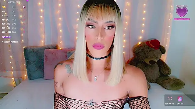 AlanaBekeer online show from September 19, 2025, 8:53 pm